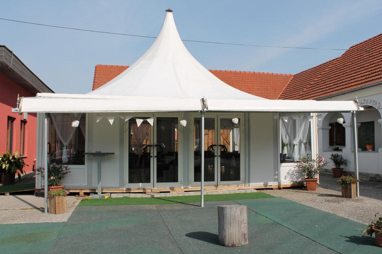 Gasthof Sonnenterrasse - 24h kontaktloser Check-in Litzelsdorf Exterior foto